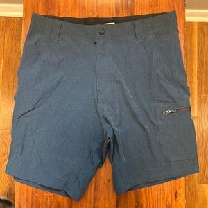 Multifunctional Cargo Short